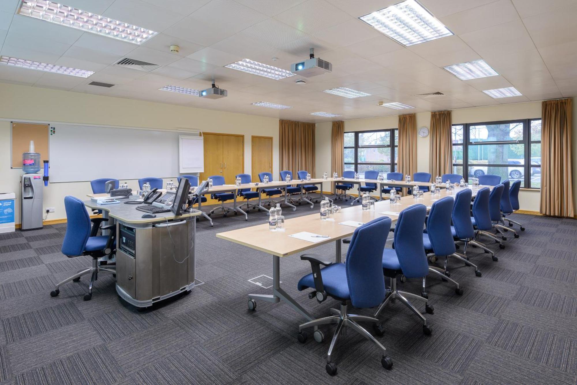 מלון Cranfield Management Development Centre מראה חיצוני תמונה